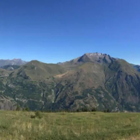 Шале In With Hot Tub *