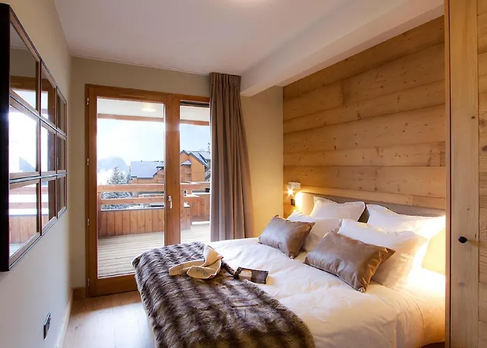 シャレー In With Hot Tub レ・デュー・アルプ