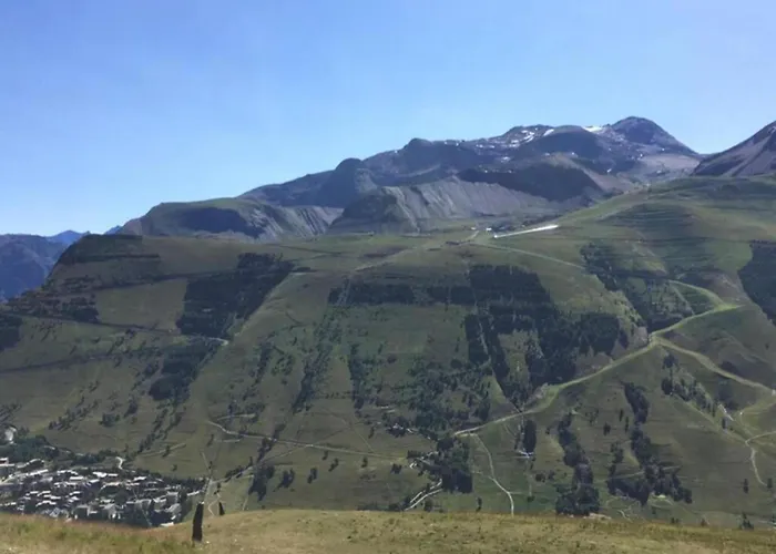 シャレー In With Hot Tub レ・デュー・アルプ