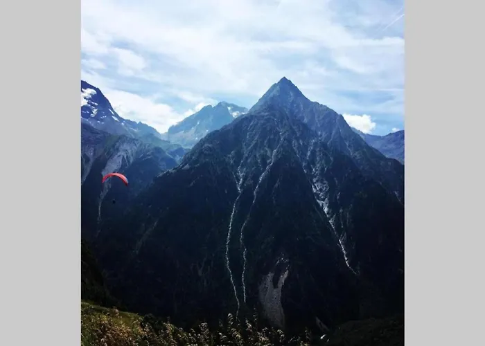 シャレー In With Hot Tub レ・デュー・アルプ