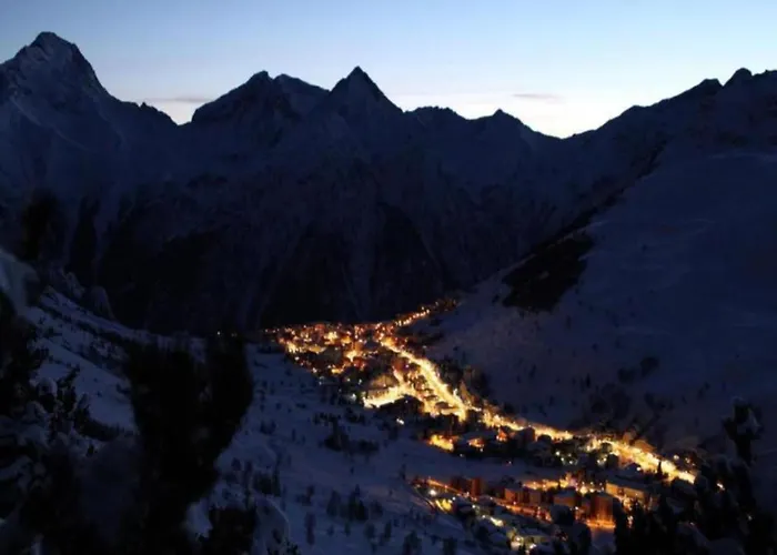 シャレー In With Hot Tub