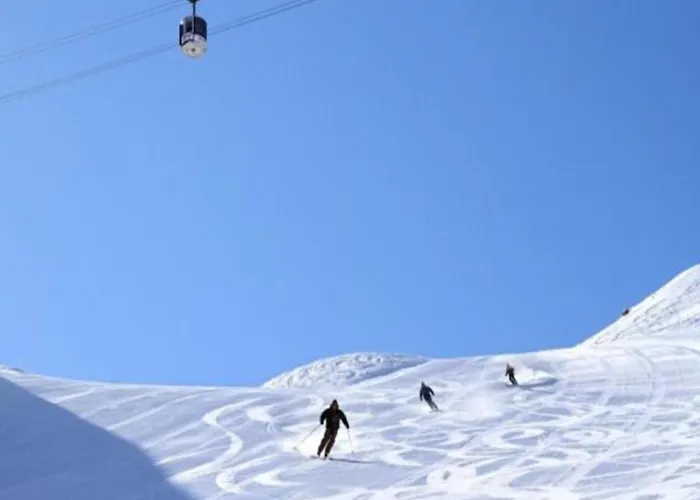 シャレー In With Hot Tub レ・デュー・アルプ